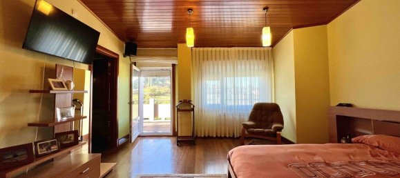 8 Schlafzimmer Haus in Bergondo, Spain, Nr. 293259 16