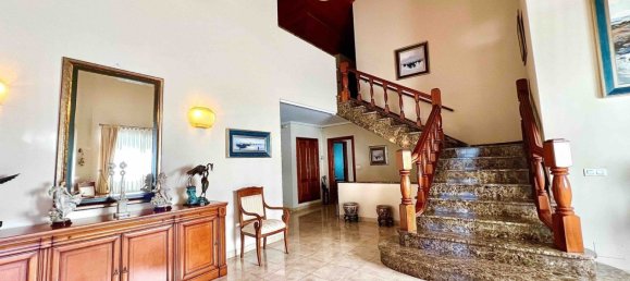 8 Schlafzimmer Haus in Bergondo, Spain, Nr. 293259 5