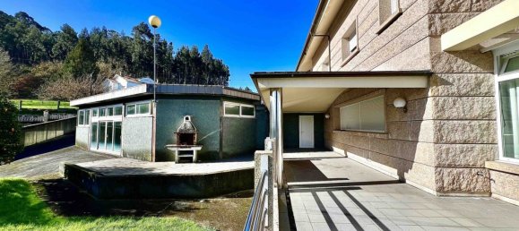 8 Schlafzimmer Haus in Bergondo, Spain, Nr. 293259 3