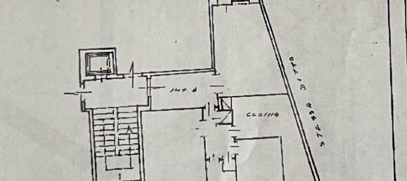 5 rooms Apartment in Rome, Italy No. 17047 7