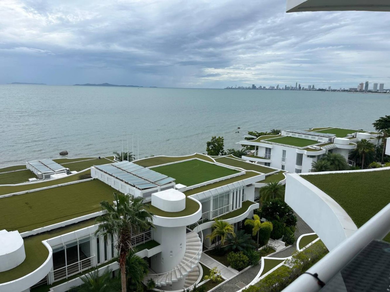 3 bedrooms Condo in Pattaya, Thailand No. 22749