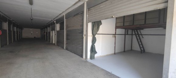 Гараж 13м² в Модуньо, Италия № 297303 13