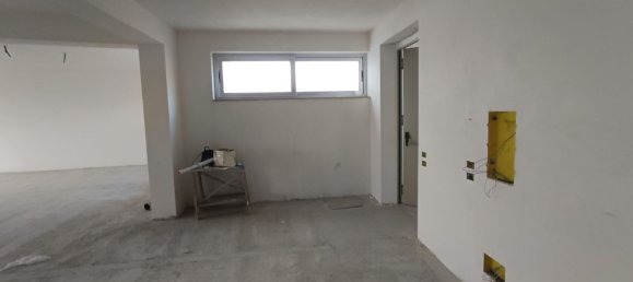 4 rooms Apartment in Villafranca Tirrena, Italy No. 116787 9