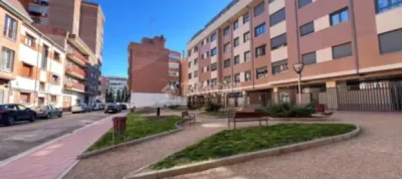 Propiedad comercial en Valladolid, Spain 75 m² No. 128561 22