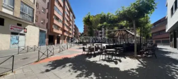 Propiedad comercial en Valladolid, Spain 75 m² No. 128561 46