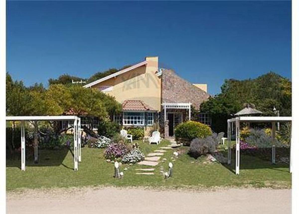  عقار تجاري في Mar del Plata, Argentina 600متر مربع رقم 107344