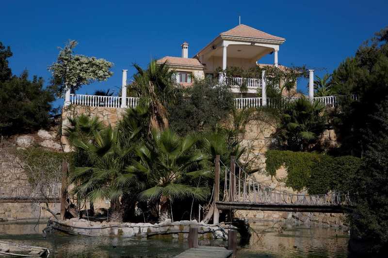 Вилла с 8 спальнями в Мазотос, Кипр № 10794