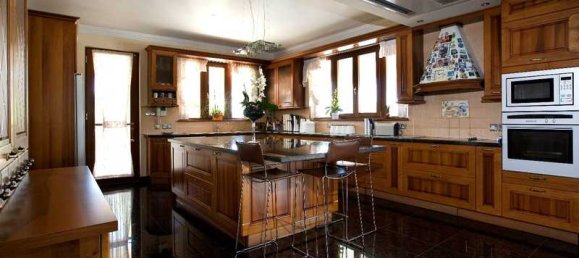 Вилла с 8 спальнями в Мазотос, Кипр № 10794 7