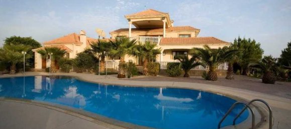 Вилла с 8 спальнями в Мазотос, Кипр № 10794 8