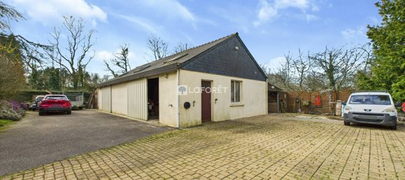 4 bedrooms House in Chateauneuf-du-Faou, France No. 195305 3