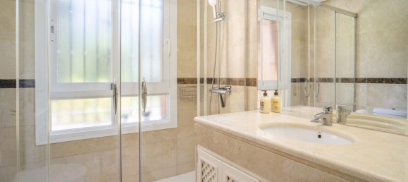 3 Schlafzimmer Wohnung in Marbella, Spain, Nr. 171991 17