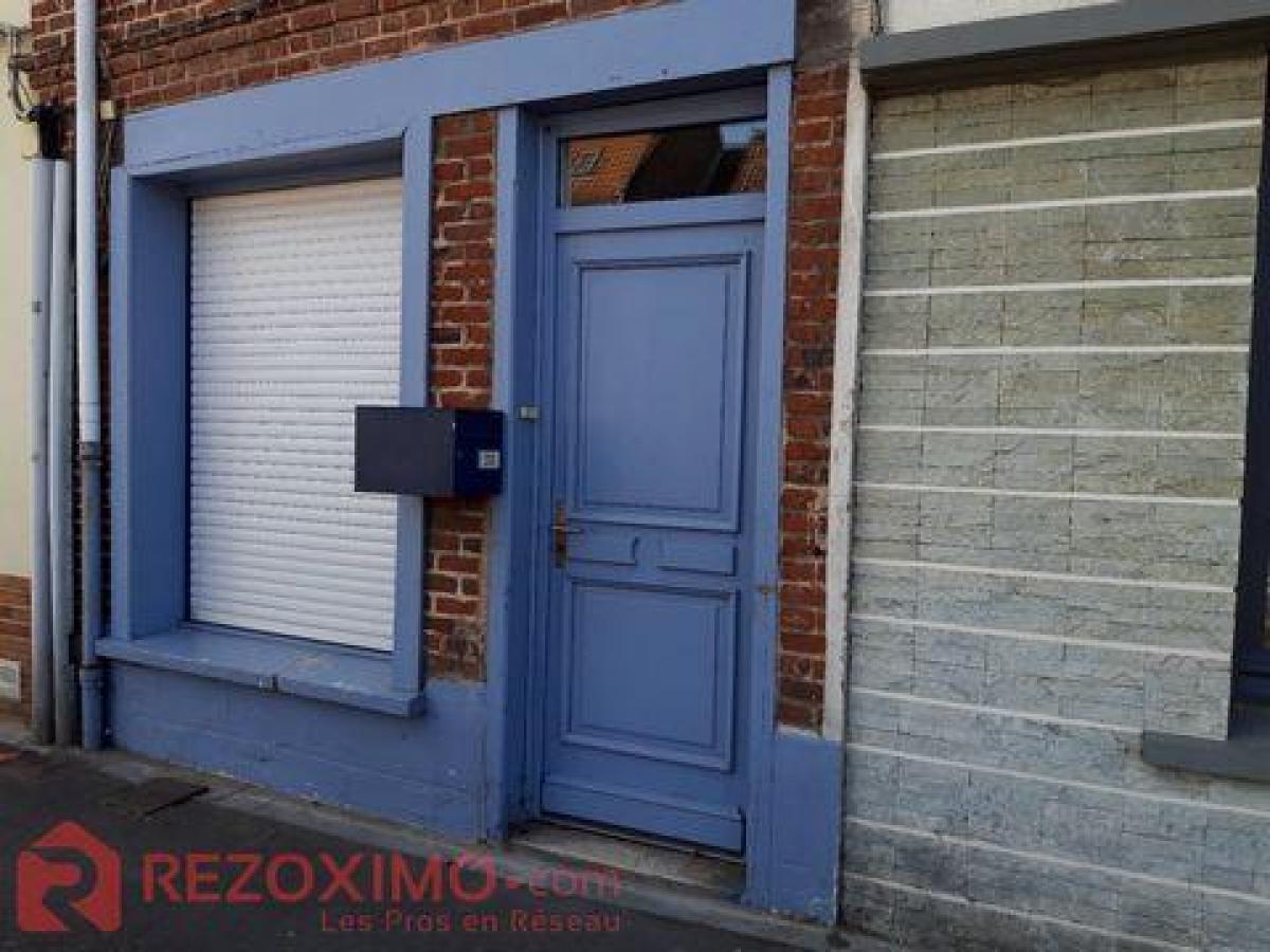 Casa de 3 dormitorios en Lillers, France No. 28222