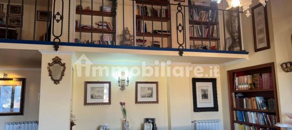 3 Schlafzimmer Wohnung in Gaeta, Italy, Nr. 86343 2