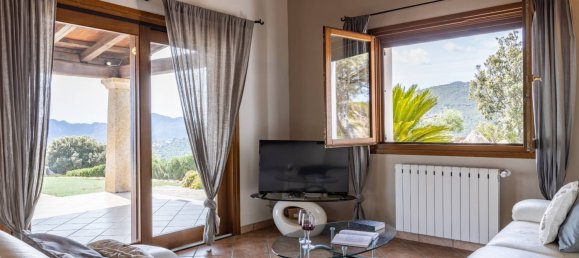 5 chambres Villa à Olbia, Italy No. 63539 15