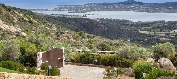 5 chambres Villa à Olbia, Italy No. 63539 28