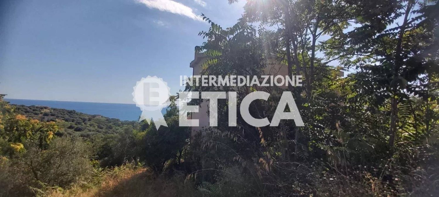 6 bedrooms House in Belvedere Marittimo, Italy No. 343671