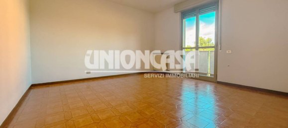 2 bedrooms Apartment in Cadorago, Italy No. 378440 3