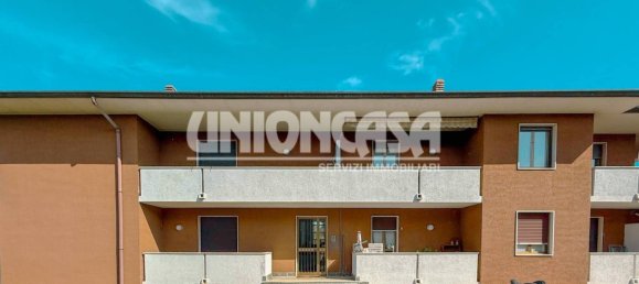 2 bedrooms Apartment in Cadorago, Italy No. 378440 9