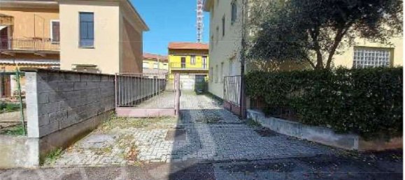 3غرفة شقة في Busto Arsizio, Italy رقم 1665 9