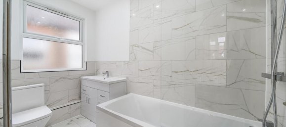 3 bedrooms Maisonette in London, United Kingdom No. 7675 6