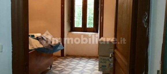 2 Schlafzimmer Haus in Castelvetere sul Calore, Italy, Nr. 331074 8