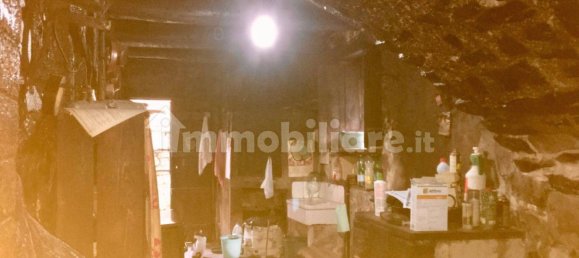 2 Schlafzimmer Haus in Castelvetere sul Calore, Italy, Nr. 331074 12