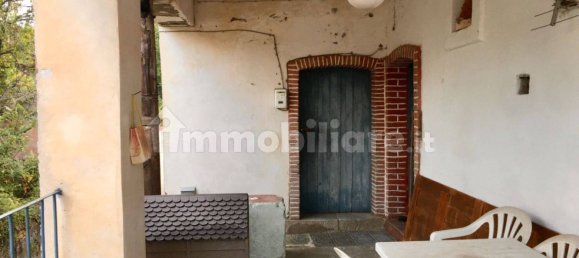 2 Schlafzimmer Haus in Castelvetere sul Calore, Italy, Nr. 331074 11