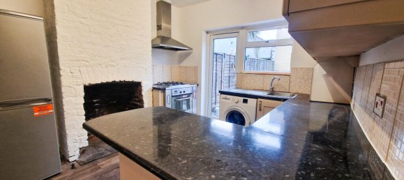 2 bedrooms House in Croydon, United Kingdom No. 10699 23