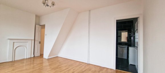 2 bedrooms House in Croydon, United Kingdom No. 10699 11