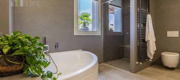 4 bedrooms Penthouse in Vicenza, Italy No. 346396 11