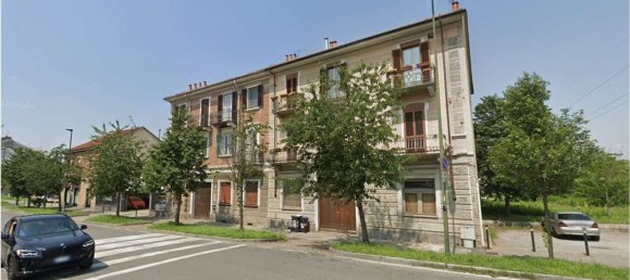 2 rooms Apartment in Turin, Italy No. 10388 5
