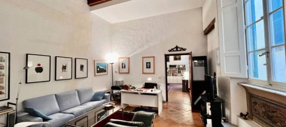 3 bedrooms Apartment in Lucca, Italy No. 151844 4