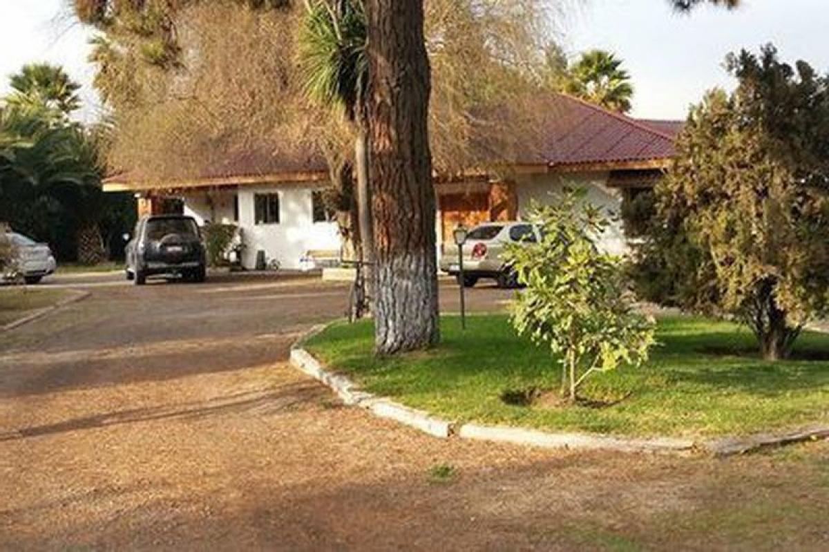 4 bedrooms House in Chacabuco, Chile No. 2007