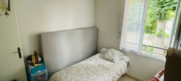 Apartamento de 2 dormitorios en Etampes, France No. 316838 5