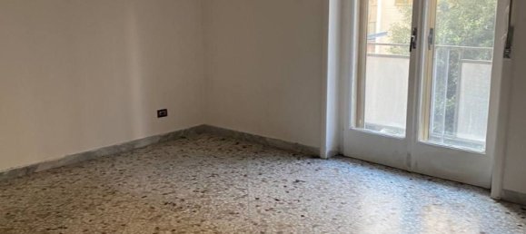 3 rooms Apartment in Potenza, Italy No. 293092 8