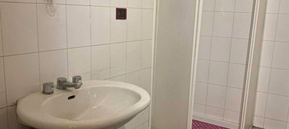 3 rooms Apartment in Potenza, Italy No. 293092 3