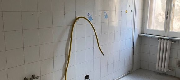 3 rooms Apartment in Potenza, Italy No. 293092 12