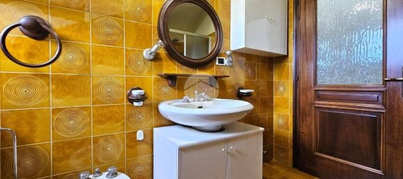 4 bedrooms Villa in Rondissone, Italy No. 298679 21