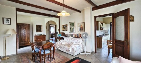 4 bedrooms Villa in Rondissone, Italy No. 298679 7