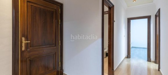 500m² Office in Granada, Spain No. 167871 12