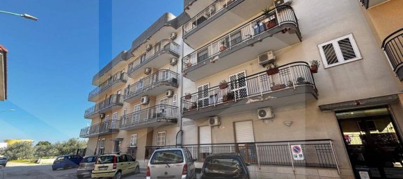 3 rooms Apartment in Bitetto, Italy No. 22739 3
