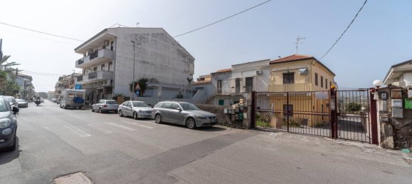 2 bedrooms Apartment in Mascali, Italy No. 52035 2
