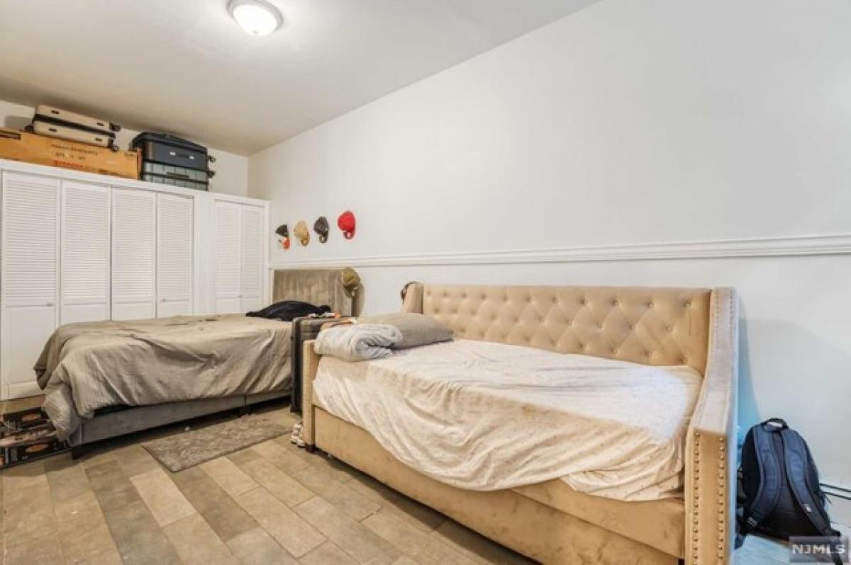 7 bedrooms House in Union City, USA No. 372781