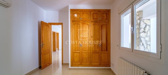 4 غرف نوم منزل في Alicante, Spain رقم 32723 68