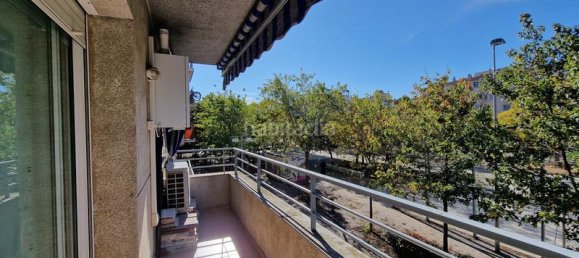 Apartamento de 3 dormitorios en Girona, Spain No. 184330 11