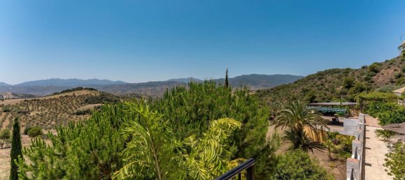 13 bedrooms Commercial property in Tolox, Spain No. 56369 4