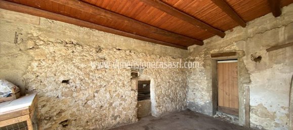 Villa de 6 habitaciónes en Caltanissetta, Italy No. 103592 3