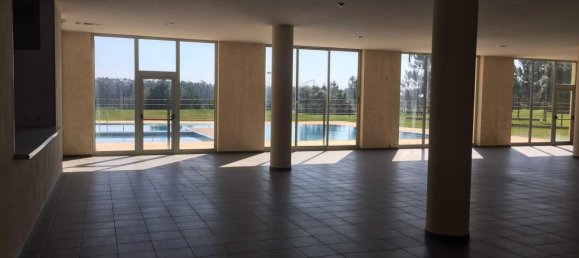 305m² Commercial property in Esposende, Portugal No. 66742 9