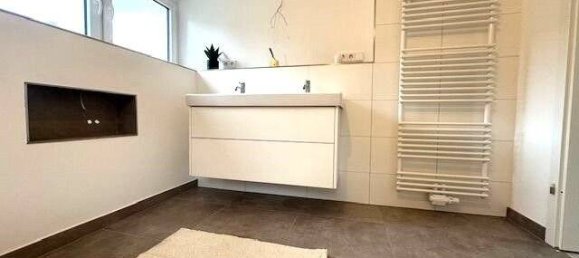 Таунхаус с 4 комнатами в Восточный Гольштейн, Германия № 37327 4