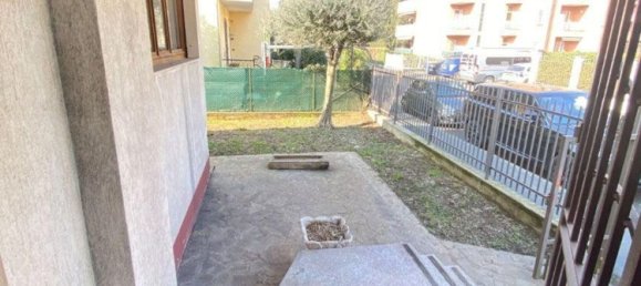 5 rooms House in Pioltello, Italy No. 51406 9